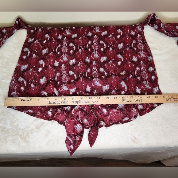 NWOT West Kei Tie Front Top Red, Gray & Black Size XS - Picture 10 of 12